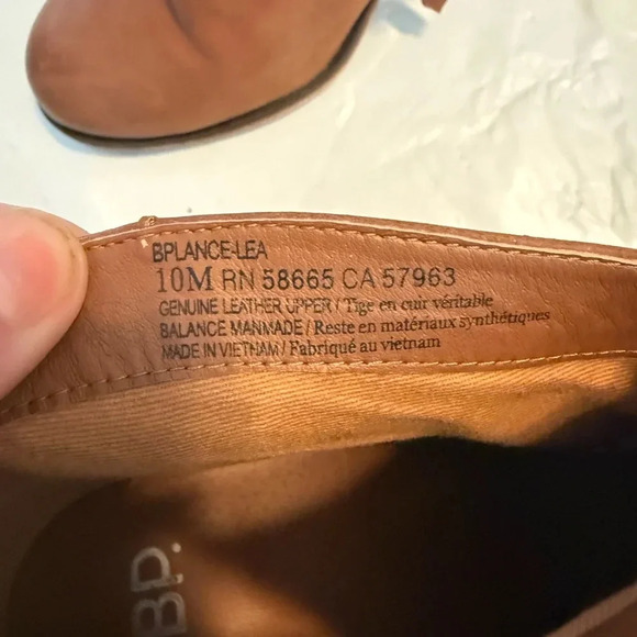 BP- Lance Leather Block Heel Bootie- Women’s Size 10 M- Color: Cognac - Picture 6 of 8